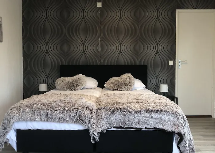 Отель Mimosa 3*